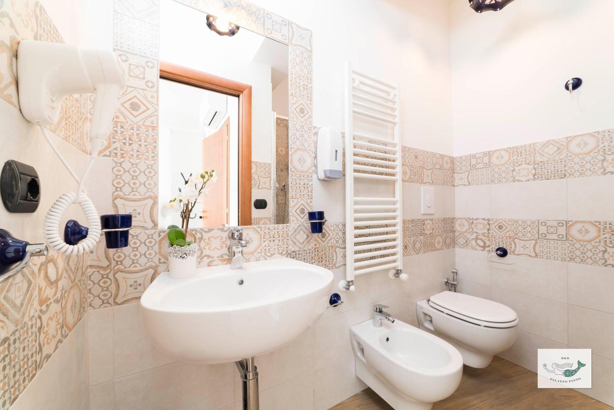 B&B Palazzo Pinto 2 Vietri Extérieur photo